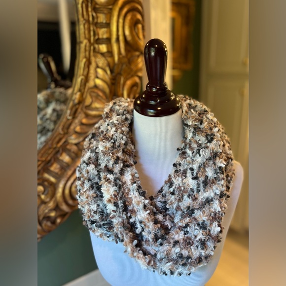 NWT Sonoma Cowl knit infinity Scarf tan gray white brown neutrals - Soft & Warm - Picture 2 of 7
